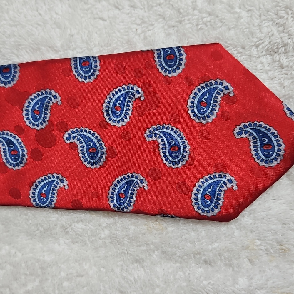 Jeffrey Scott Paisley Red and Blue Men's Tie
